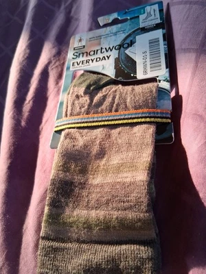 Calcetines Smartwool pequeños s lana merino Top rayas divididas Crew Taupe Unisex Zero Foto 1 de 4