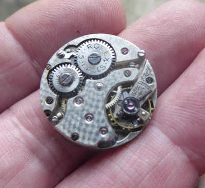 ROLEX  15 JEWELS  GENTS WRISTWATCH MOVEMENT - Image 1 of 4
