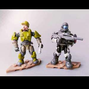 2 piezas Mega Construx Bloks Halo UNSC SGT Stracker ODST Captain Captain Hornet Recon - Imagen 1 de 3