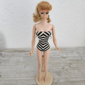 Costume da bagno orecchini coda di cavallo originali vintage Barbie anni 60 numero 4 marcati 1958 - Foto 1 di 16