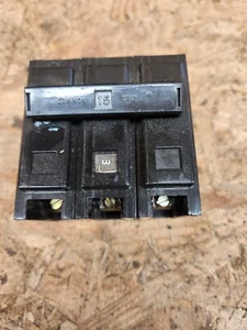 Westinghouse 3 pole 15 amp breaker bolt-on BAB3015H - Picture 1 of 3