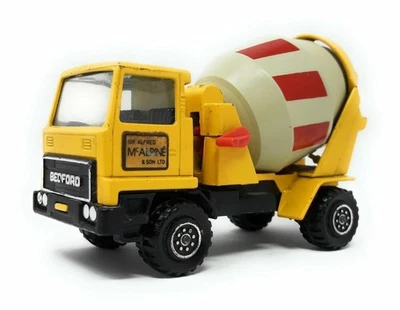 Matchbox Superkings K26 Bedford Cement Truck giallo Mc Alpine nero base... - Immagine 1 di 2
