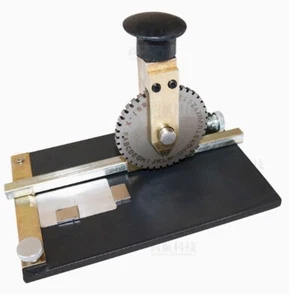Manual metal stamping and marking machine, dog tag typing & coding machine - Picture 1 of 12