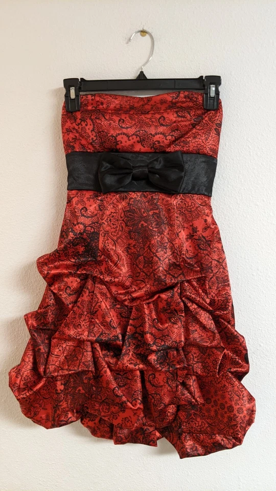 Women's Ruby Rox Red & Black Strapless Bubble Hem Dress W/Pick-Ups Bow Front 1 - Image 1 of 4