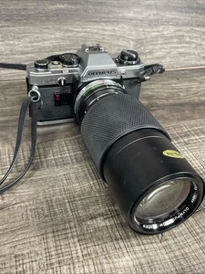 Olympus OM-10 analoge Spiegelreflexkamera 35 mm mit Objektiv 65–200 mm - Bild 1 von 10