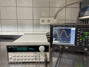 HP Agilent  33120 A Funktionsgenerator 15 MHz  6 Monate Garantie - Afbeelding 1 van 12