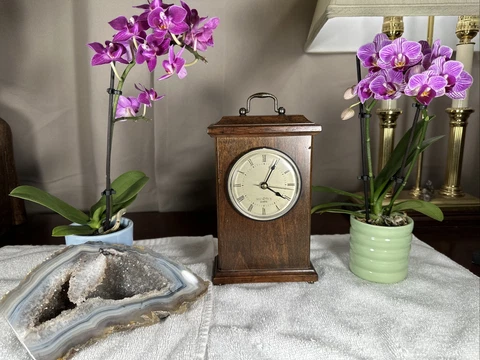 Vintage 1991  Bombay Company Mantel Desk Clock Works Perfect Battery Operated Cover
