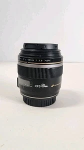 Canon EF-S 60mm F/2.8 macro USM lens - Good condition - Includes both caps - Picture 1 of 9