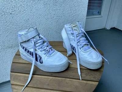 Usado PUMA Feminino Hi Top Branco com Logotipo Leopardo Em Ótimo Estado Pronto 4 Street Style - Imagem 1 de 4