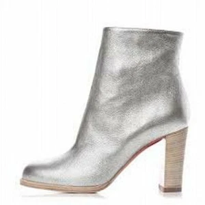 AUTÉNTICA Bota Christian Louboutin Plateada Cuero Metálico Adox 85 - Talla 38.5 - Imagen 1 de 6