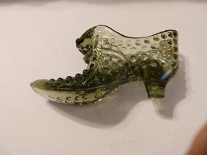 FENTON, Hobnail, Olive Green, Cat head slipper, Pre-logo, Very Good - Picture 1 of 4