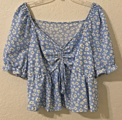 女士 BabyDoll Crop Top 蓝色白色雏菊尺寸 2XL Cottagecore Fairy Blooms — 第 1/4 张图片