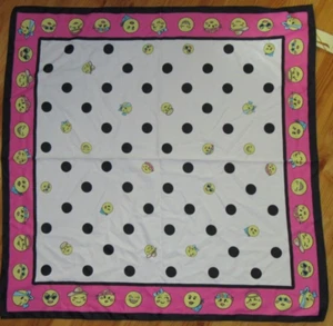 Collection Eighteen Black Multi Emoji 24"L x24"W Scarf NWT Very Nice Great Gift - Picture 1 of 3