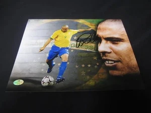 Ronaldo Nazario Brazil Soccer Signed 8x10 Photo VSA COA - Picture 1 of 2