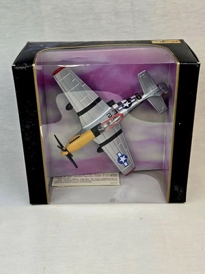 Maisto PT51-D Mustang WII Caza Bombardero Avión Militar Diecast Modelo #71 Foto 1 de 4
