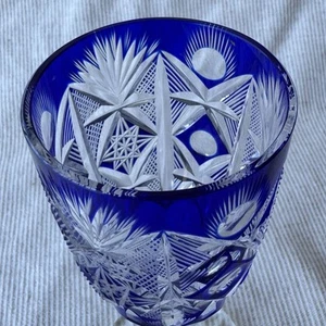 Cáliz de cristal checo bohemio cortado a transparente 7" altura azul cobalto - Imagen 1 de 10