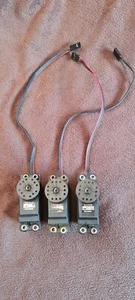 Vintage Sanwa SRM 102 Servos x 3 Tested Working, RC Plane RC Boat RC Buggy Car - Picture 1 of 13