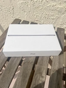 Apple iPad (6. Generation) nur Leerkarton!!! 128GB, WLAN - Bild 1 von 3