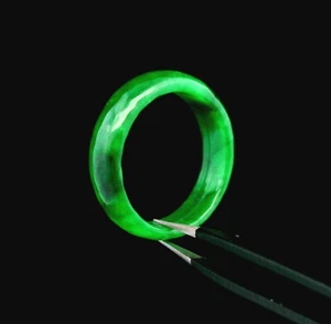 Jade Ring – Size 10 – 3.15g - Picture 1 of 7