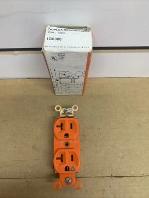 Orange Pass & Seymour duplex receptacle with isolated grounding 20 amp - Image 1 of 4