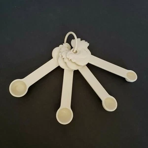 Paula Deen Rooster Measuring Spoons, 4-pc Set Melamine 1TSP/3/4TSP/1/2TSP/1/4TSP - Picture 1 of 5