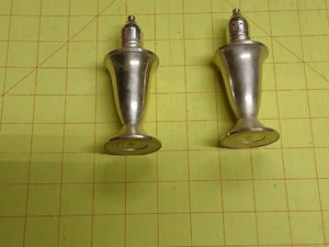 Vintage Silverplate Salt & Pepper Shakers new never used - Picture 1 of 10