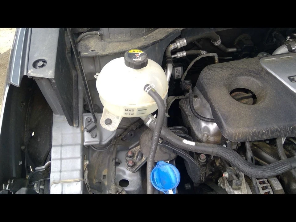 Coolant Reservoir Fits 16-21 TUCSON 5008322 Foto 1 de 1