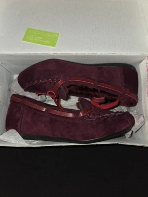 Crazy 8 Low Top Moccasin Boots Size 3Y Burgandy - Image 1 of 4