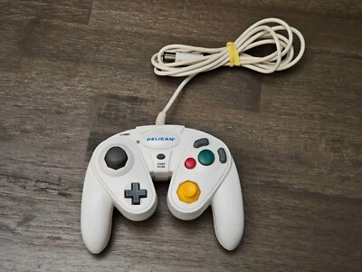 GameStop Pelican G3 Wired Turbo Controller - for Nintendo GameCube & Wii White - Image 1 of 2