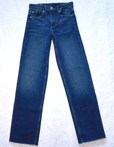 H&M Divided ― Gr. 4 ― STRAIGHT HIGH WAIST Raw Hem Denim Jeans Neu mit Etikett ― #CM60 - Bild 1 von 7