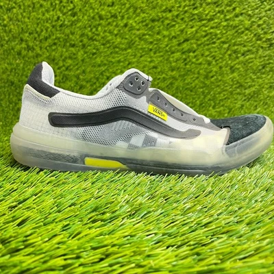 Tênis de skate esportivo Vans Evdnt UltimateWaffle feminino tamanho 9 preto cinza - Imagem 1 de 4