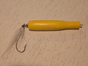 Vintage Wood Yellow Bluefish Bomb Saltwater Surf Fishing Plug 4 1/4" 1 1/4oz - Picture 1 of 4