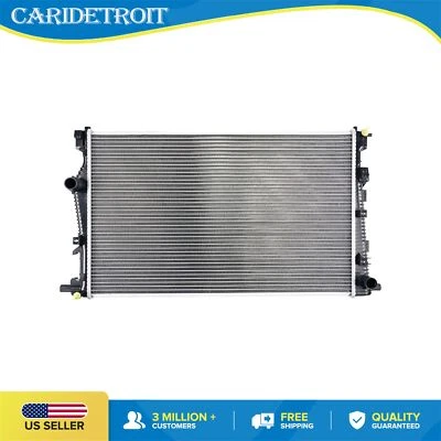 Radiador 13400 para 2015 2016-2017 Chrysler 200 2014-2018 Jeep Cherokee 2.4L 3.6L - Imagem 1 de 4