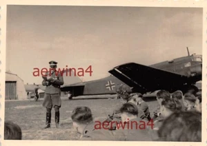 German Officer With Task Force At Aircraft JU 52 - Picture 1 of 2