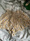 Ladies Urban Outfitters Culotte Shorts Yellow Floral Small Size Small NEW