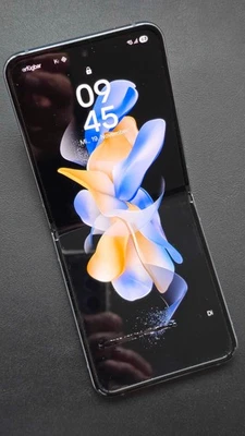 Samsung Galaxy Z Flip 4 SM-F721B - 128GB - Blau (Ohne Simlock) (Dual-SIM) - Bild 1 von 4