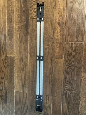 Johnson Mark-it 33" Aluminum Bubble Level Marker TV Picture Hanger Woodworking - Image 1 of 3