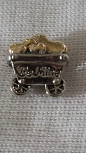 Silber & Gold BE MINE Wagen Mops Charm Ergänzung zu europäischen Armbändern  - Bild 1 von 6