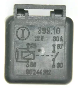 Relais 90244312 399.10 12V 30A - GM OPEL - Bild 1 von 1