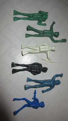 Plongeurs hommes grenouilles figurines vintage bazar - Photo 1/2