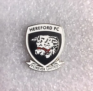 HEREFORD FC CLUB CREST LAPEL BADGE BW* - Picture 1 of 1