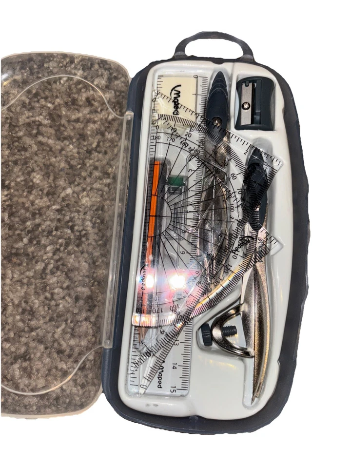 Protractor And Compass Set 10pcs - Image 1 of 1