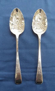 Pair Victorian STERLING SILVER BERRY FRUIT SERVING SPOONS - London 1861 - 116 gm - Picture 1 of 10