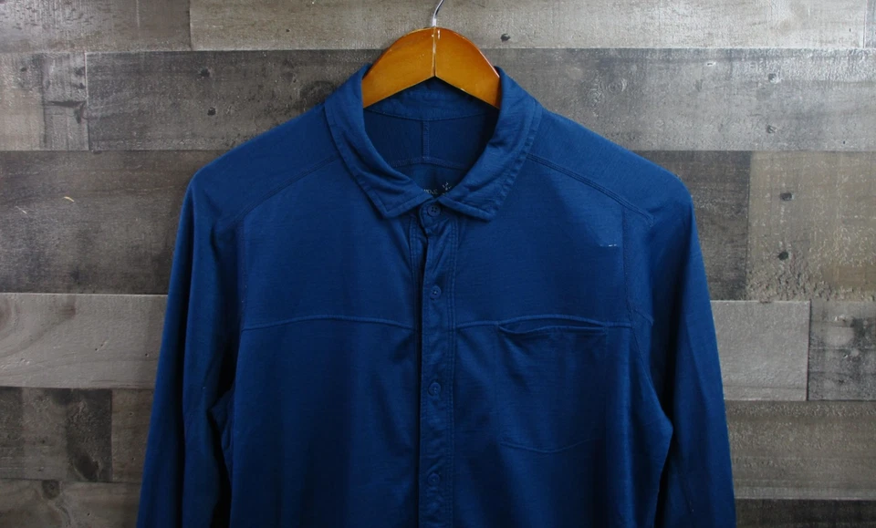 Smartwool Shirt Mens Small Blue Merino 150 Long Sleeve Button Down Performance - Image 1 of 4
