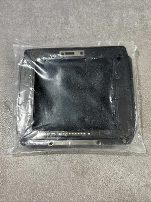 Hasselblad H-Mount Adapter Ixpress & CF digital backs Inkl. Hasselblad Cover NOS - image 1 of 2