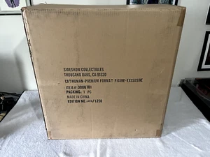 Sideshow Batman Premium Format Catwoman 1/4 Scale Statue - Exclusive Edition - Picture 1 of 9