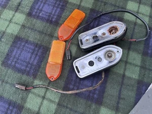 Jaguar XJS V12 Front Side Marker Fixtures (2) - Picture 1 of 6