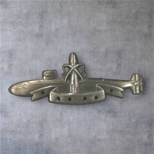 U.S. NAVY SUBMARINE DETERRENT PATROL BADGE | MILITARY | WAR ON TERROR - Picture 1 of 2