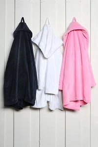 Children's Robes! FREE SHIPPING, PINK, NAVY BLUE, SILVER OR WHITE! Various Sizes - Picture 1 of 12