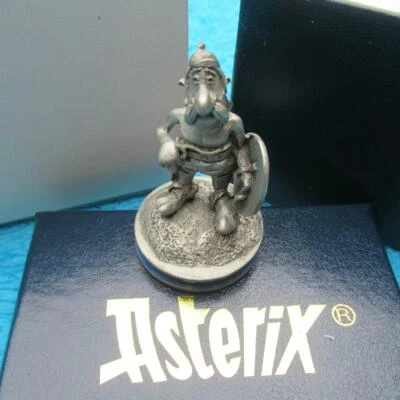 ASTERIX & OBELIX Gallier Schachfigur Krieger BAUER Zinnfigur Zinn MAYFAIR OVP - Bild 1 von 2